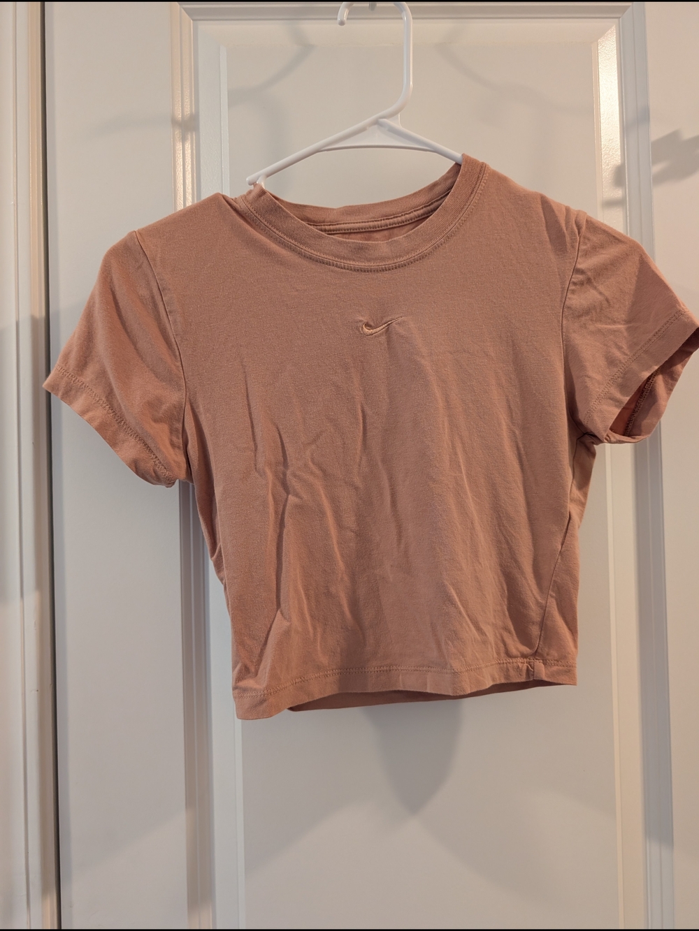 Women's Cropped Tee in Mauve Pink